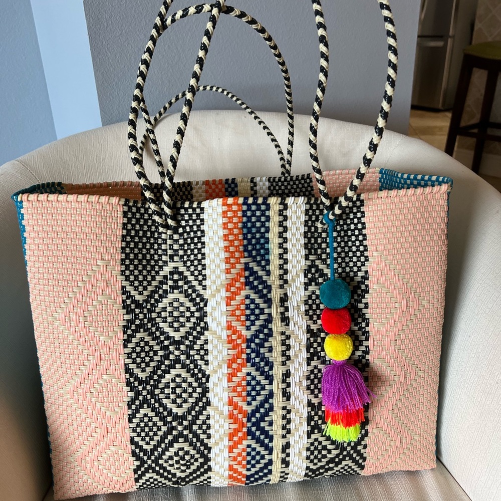 Hand woven plastic beach bag.. beautifully crafted imported